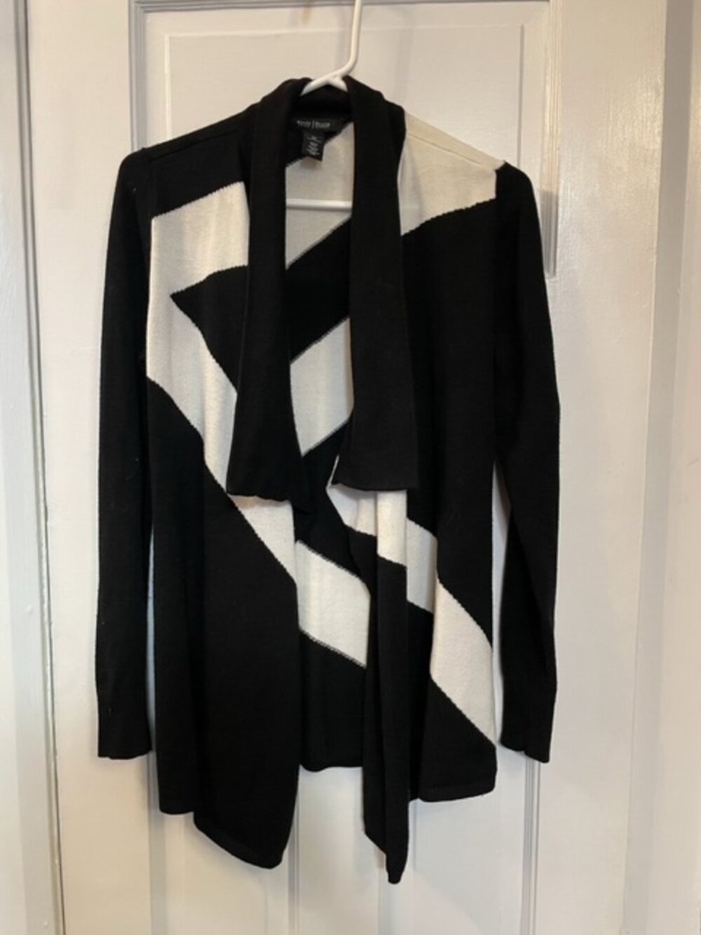White House Black Market Graphic Print Open-Front Cardigan Black & White Size XS
